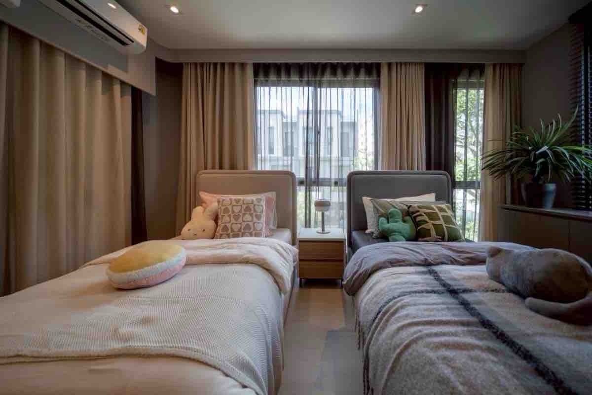 For SaleTownhomeRattanathibet, Sanambinna : Matter Ngamwongwan | Beautifully Selected Plot 4 Bedrooms | 4 Bathrooms | 2 Parking Spaces Guaranteed Best Price 💯📱 092-808-8899