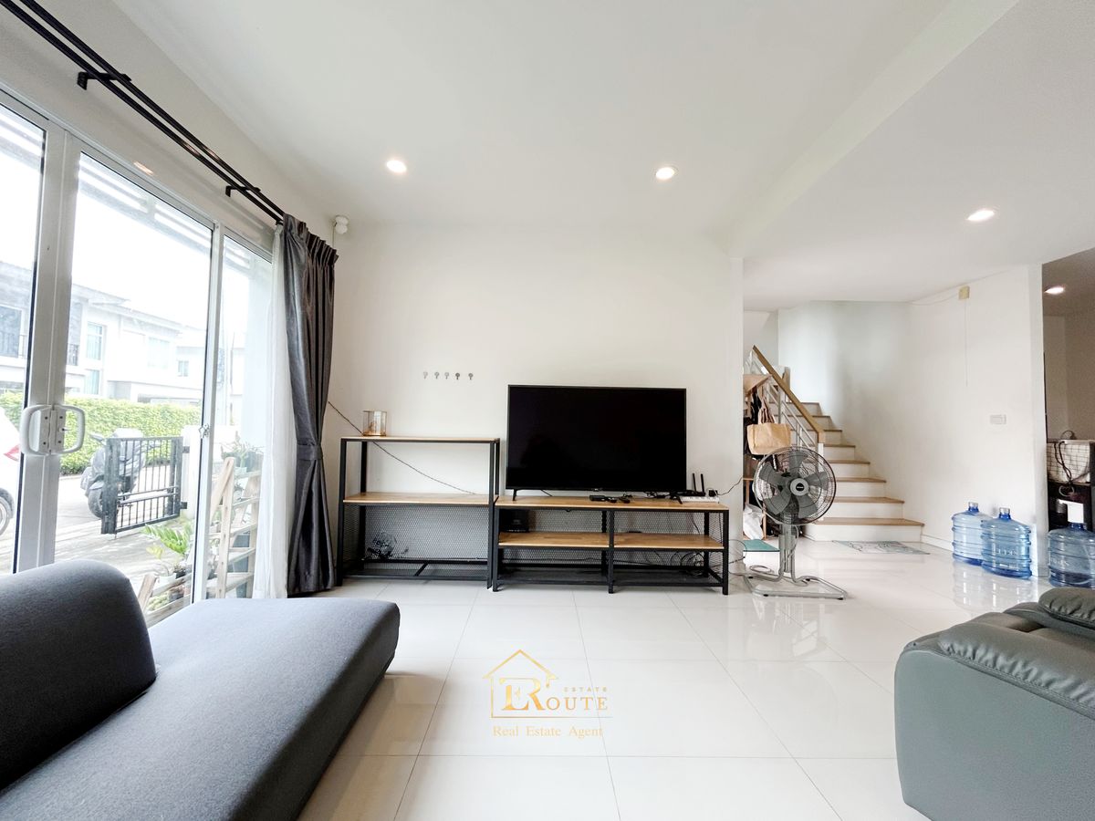 For SaleHousePathum Thani,Rangsit, Thammasat : Twin house for sale, The Platon Chaeng Wattana-Ratchaphruek, 44.9 sq.w., behind the road near 345 Bang Khu Temple, Pathum Thani Temple