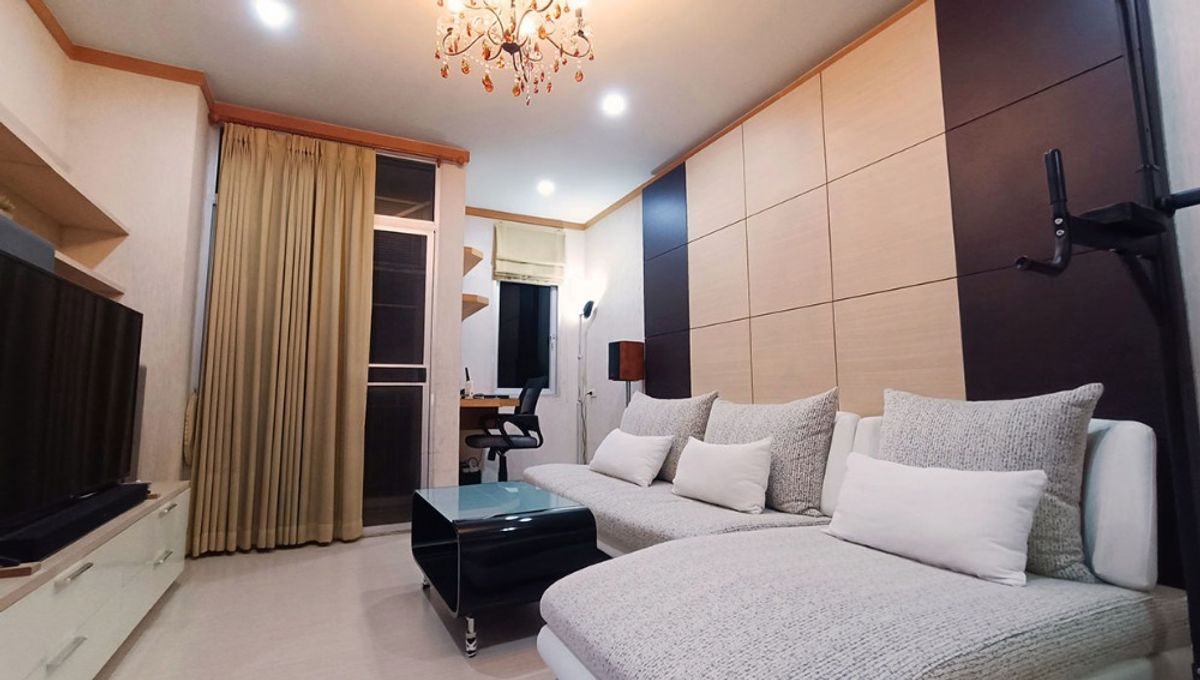 For SaleCondoRama9, Petchburi, RCA : Condo for sale in the middle of the resort, Ratchada 7, beautiful room, garden view, near MRT, Cultural Center and MRT Huai Khwang (S4891)