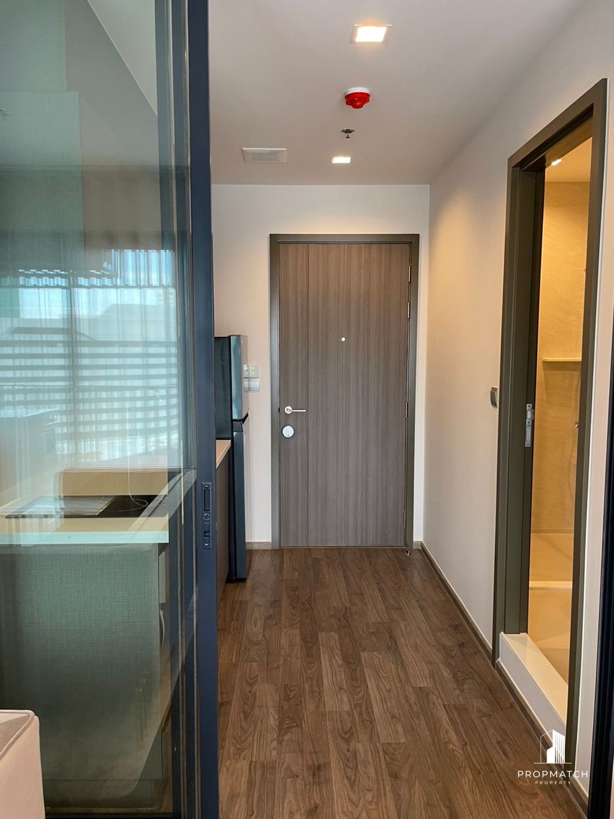 ให้เช่าคอนโดลาดพร้าว เซ็นทรัลลาดพร้าว : ✨Flash Deal ✨Life Ladprao Valley( 1Bed 1Bath 28.51SQM.) แต่งครบพร้อมอยู่ !! เพียง 18,000 บาทต่อเดือน Tel.0981315848 @propmatch