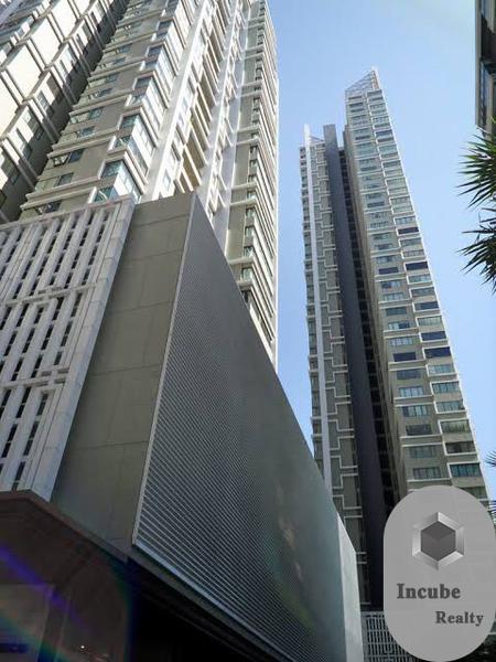 ขายคอนโดสุขุมวิท อโศก ทองหล่อ : ขาย ดิ เอ็มโพริโอ เพลส-The Emporio Place 2 ห้องนอน 135 ตรม.