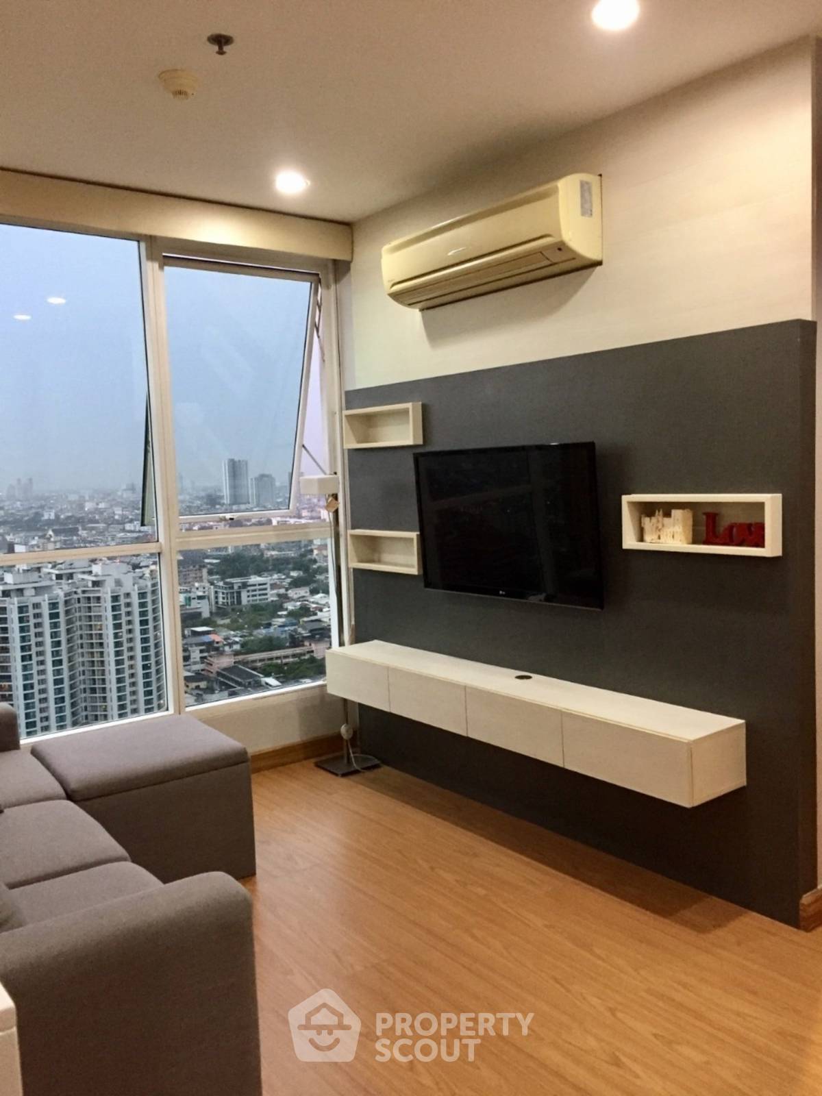 ให้เช่าคอนโดสาทร นราธิวาส : คอนโด 2-ห้องนอน ที่ เดอะ คอมพลีท นราธิวาส ใกล้ ถนนนราธิวาสราชนครินทร์