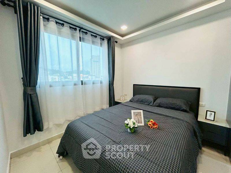 For RentCondoPattaya, Bangsaen, Chonburi : 2-BR Condo at Arcadia Beach Continental close to Pattaya South