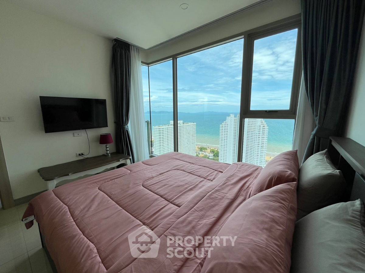 For RentCondoPattaya, Bangsaen, Chonburi : 1-BR Condo at The Riviera Jomtien close to Jomtien Beach