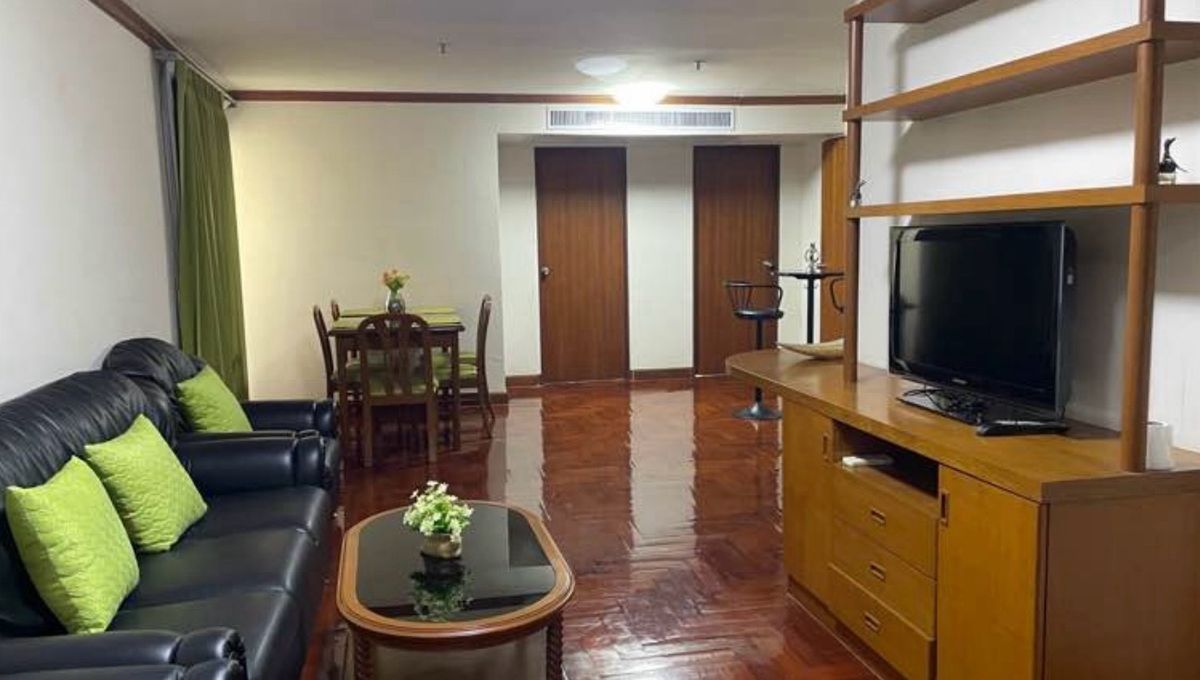 ให้เช่าคอนโดสุขุมวิท อโศก ทองหล่อ : For rent Baan Suanpetch Sukhumvit39 (RC030)