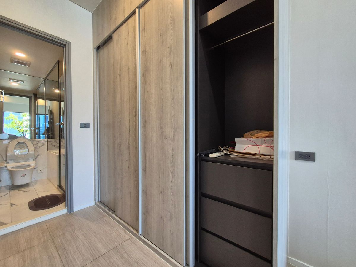 For SaleCondoSukhumvit, Asoke, Thonglor : For sell  2 bedroom conbined unit 95.16sq.m 