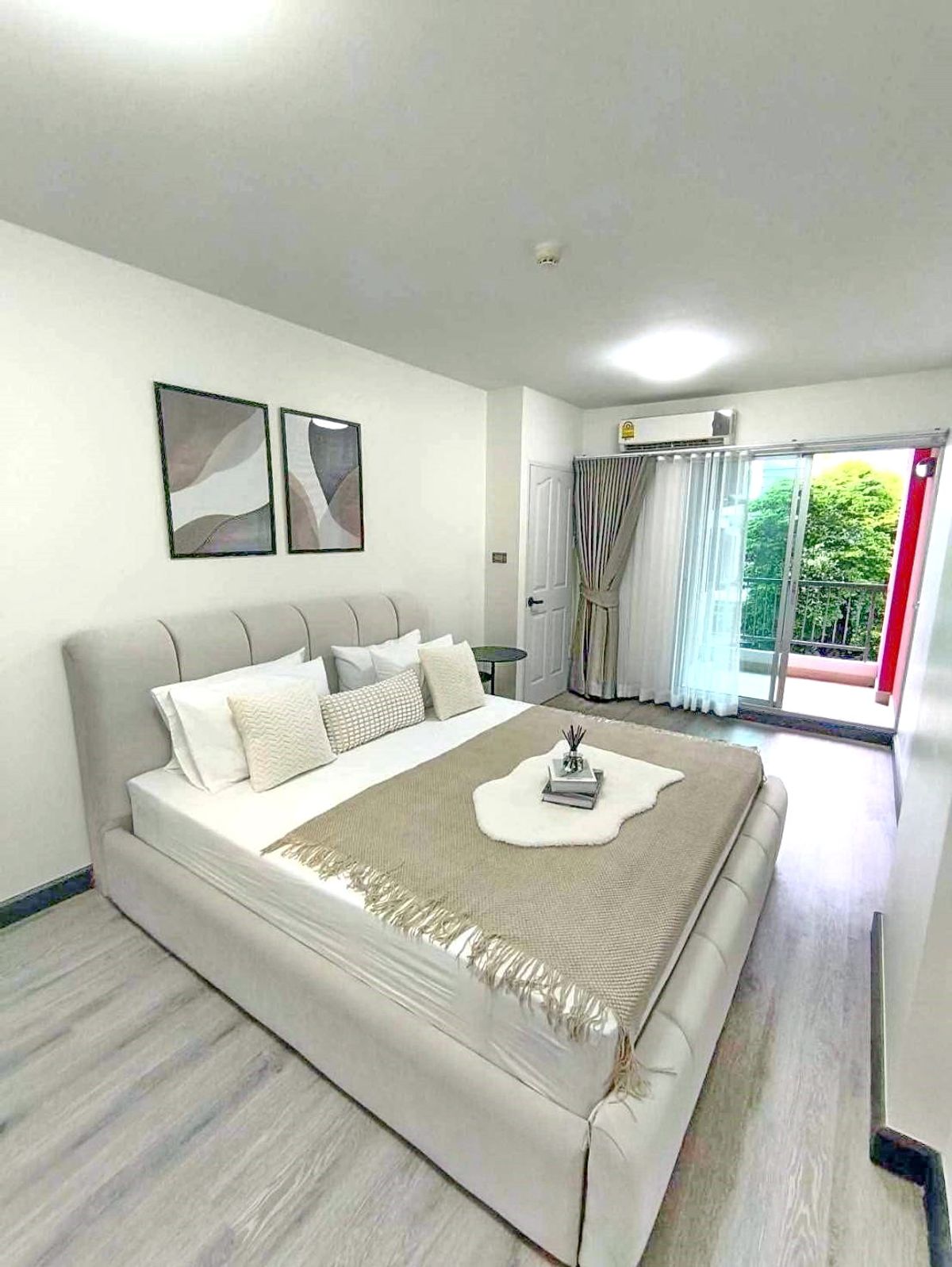 For RentCondoRatchadapisek, Huaikwang, Suttisan : 5544crh