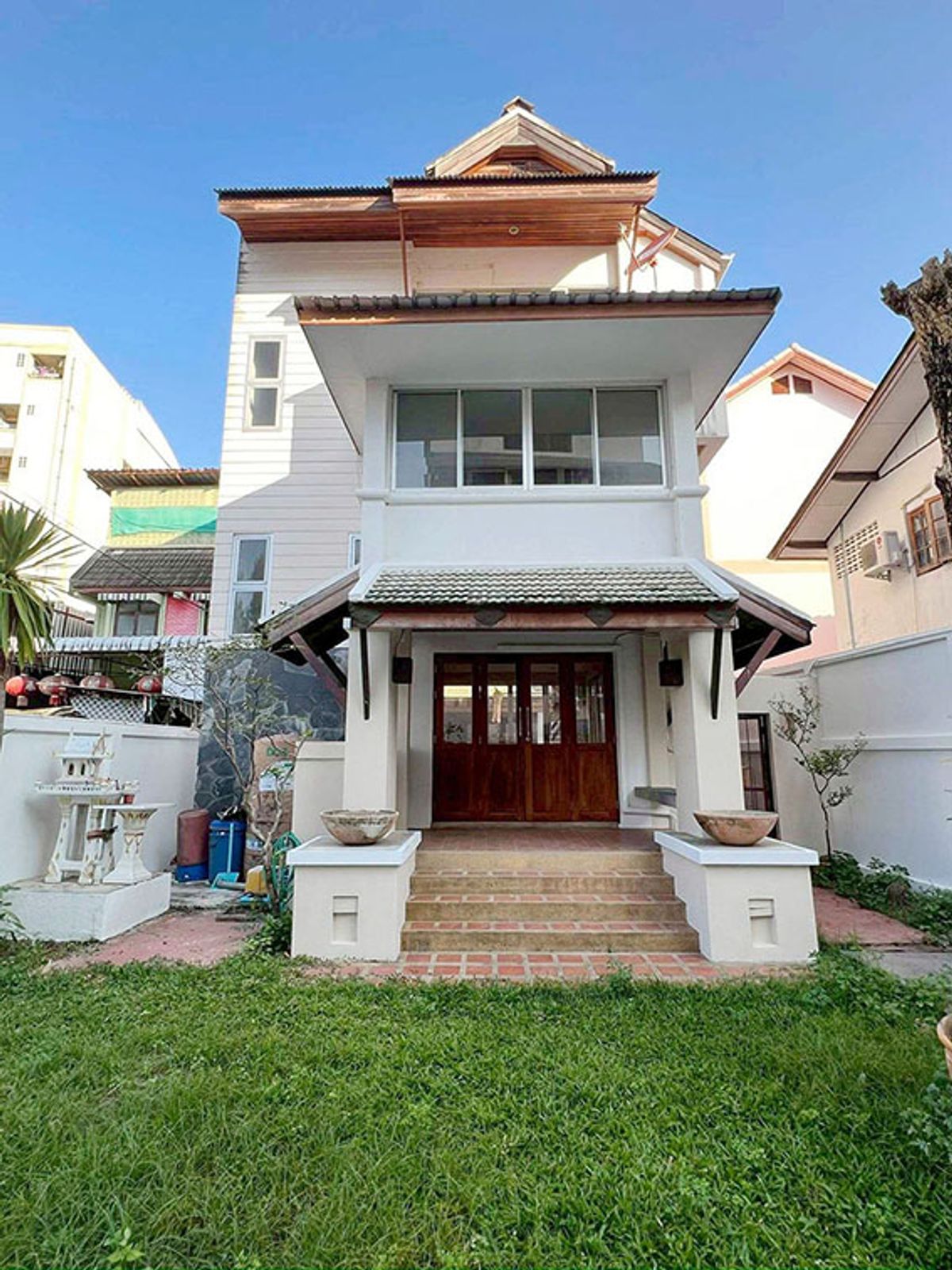 ให้เช่าบ้านเชียงใหม่ : บ้านให้เช่าเดือนละ 50,000 บาท ใกล้ม.ราชภัฏเชียงใหม่ No.1H629