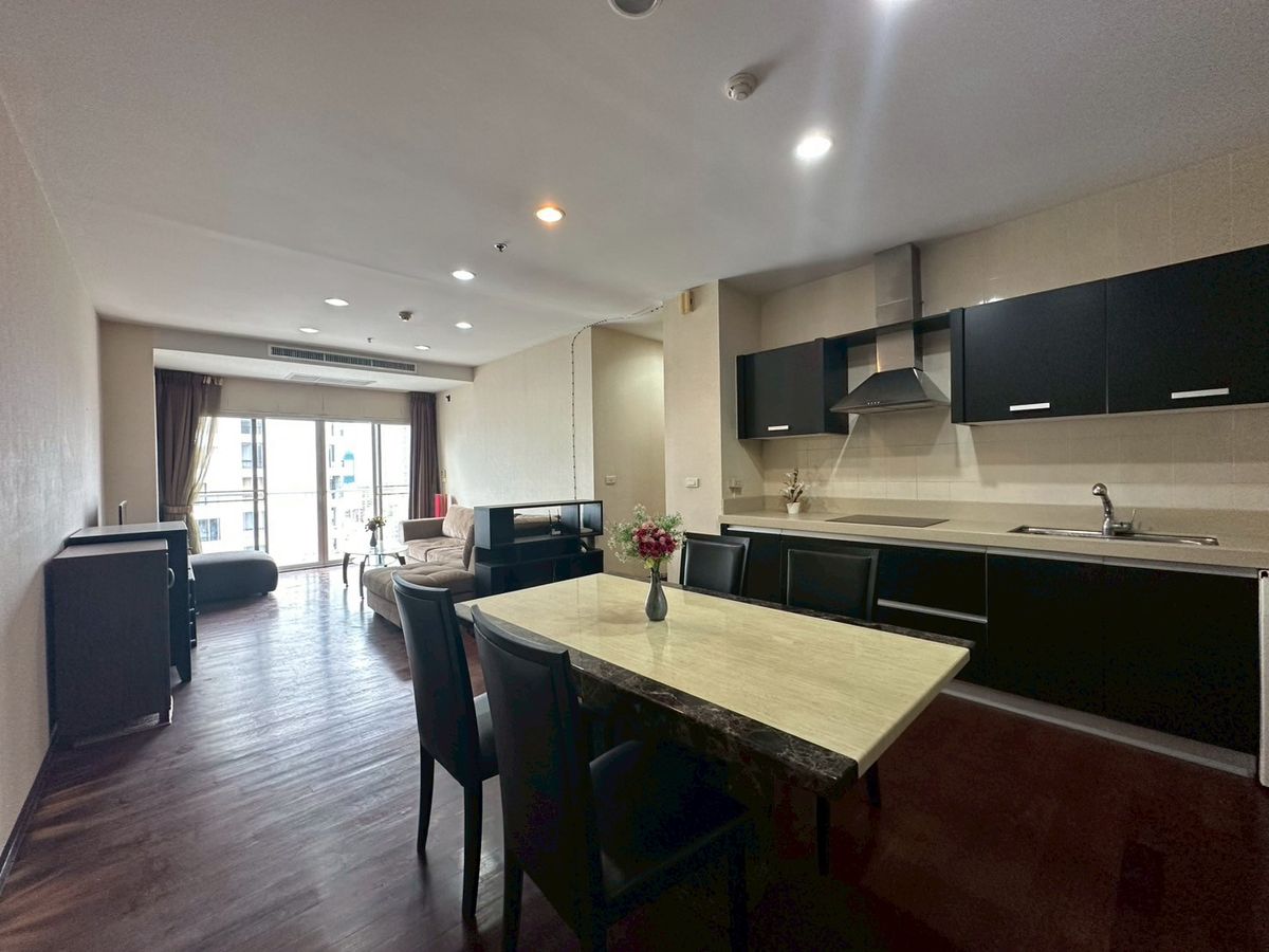 ขายคอนโดสุขุมวิท อโศก ทองหล่อ : For sale Noble Ora just 115,xxx per/sq.m! 2 bedroom 2 bathroom high floor cheapest in this building near BTS Thonglor