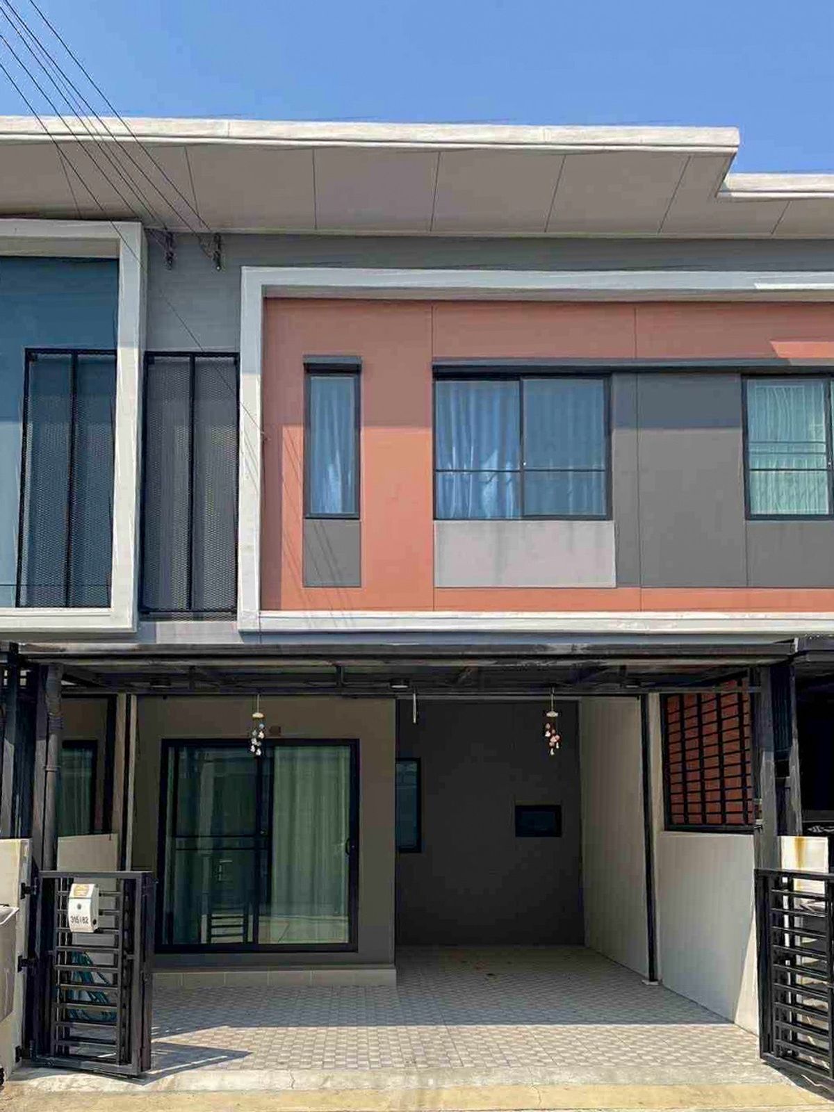ขายทาวน์โฮมมหาชัย สมุทรสาคร : สิริ เพลส เพชรเกษม - สาย 4 / 3 ห้องนอน (ขาย), Siri Place Phetkasem - Sai 4 / 3 Bedrooms (FOR SALE) BC062