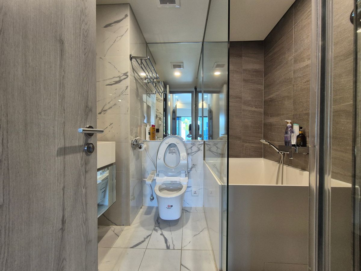 For SaleCondoSukhumvit, Asoke, Thonglor : For sell  2 bedroom conbined unit 95.16sq.m 