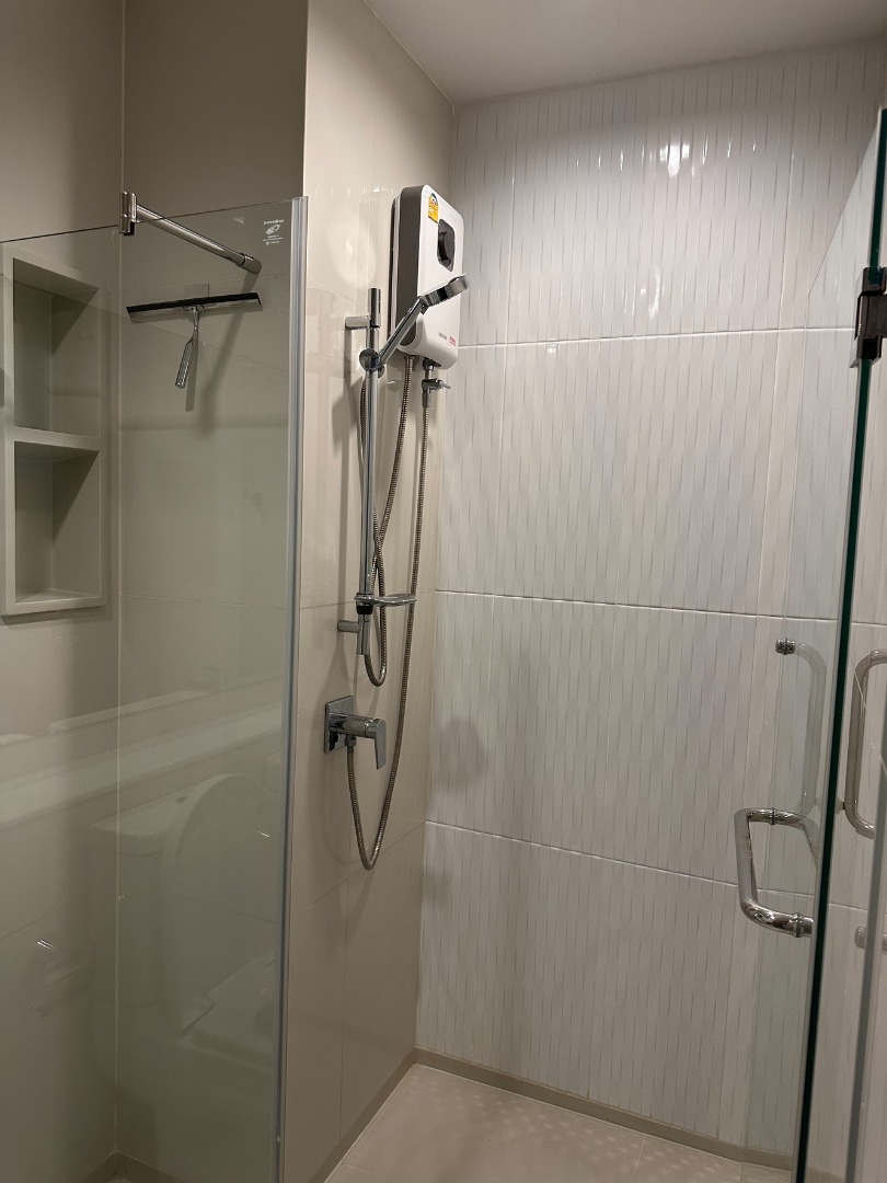 ให้เช่าคอนโดพระราม 9 เพชรบุรีตัดใหม่ RCA : 🔥ให้เช่าด่วน🔥ไลฟ์ อโศก ไฮป์ เฟอร์ครบครัน พร้อมเข้าอยู่ได้ทันที มีเพียง 7 ห้องใน 1 ชั้นที่มีวิวดีที่สุดแบบนี้