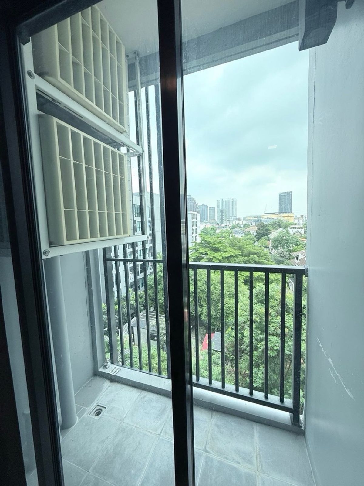 For SaleCondoLadprao, Central Ladprao : 🏙️ atmoz Ladprao 15 - Condo with tenants Start receiving income immediately!