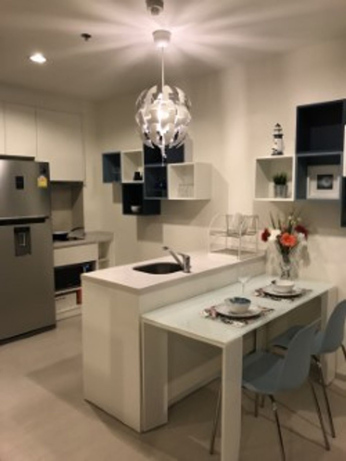 ให้เช่าคอนโดสุขุมวิท อโศก ทองหล่อ : (for rent) RHYTHM Sukhumvit 42 ใกล้รถไฟฟ้า BTS เอกมัย