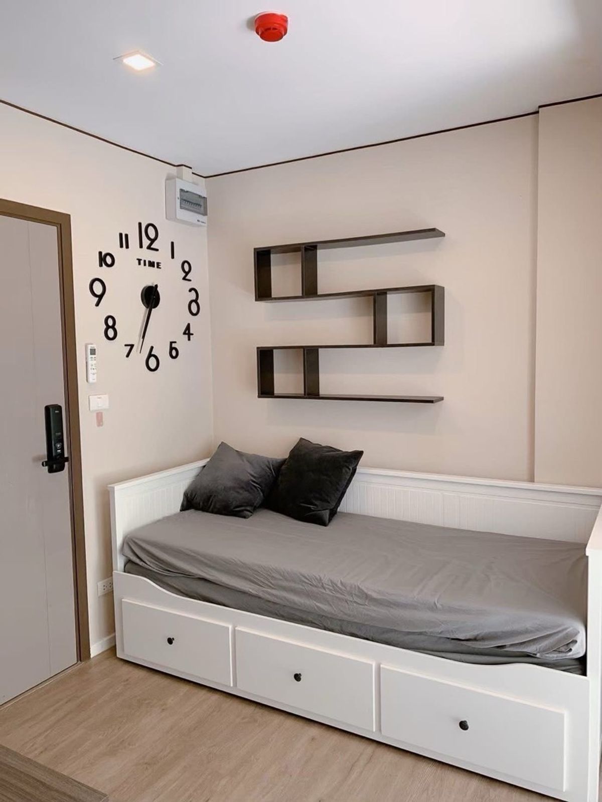 For RentCondoOnnut, Udomsuk : Urgent‼ ️ Available rooms for rent at The Nesst Sukhumvit 64 Building B Building Project+1 Bedroom City View 1 Bathroom, 29 sqm. Rental price 11,000 baht