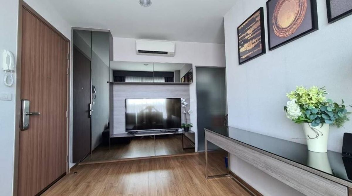 ให้เช่าคอนโดสาทร นราธิวาส : ปล่อยเช่า Fuse Chan - Sathorn ห้องมุม ห้อง Built-In ทุกจุด