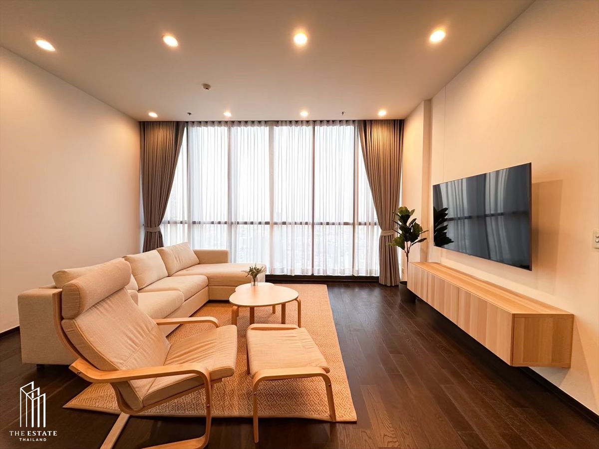ให้เช่าคอนโดอ่อนนุช อุดมสุข : For Rent Whizdom Essence 202.00 sq.m. 6 bedroom ห้อง Combine ขนาดใหญ่ ชั้นสูง 40+ ห้องมุม ทิศเหนือ วิวเมือง @150,000 Baht