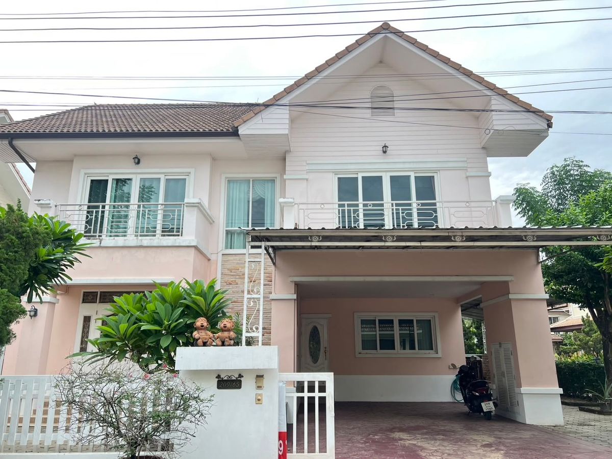 ให้เช่าบ้านเชียงใหม่ : บ้านเดี่ยว 2 ชั้น สไตล์ไทยคลาสสิก แปลงมุม โครงการปาล์มสปริงส์คันทรีโฮมส์ ใกล้ รร.นานาชาติ UCIS, ABS, ACIS 5 นาที