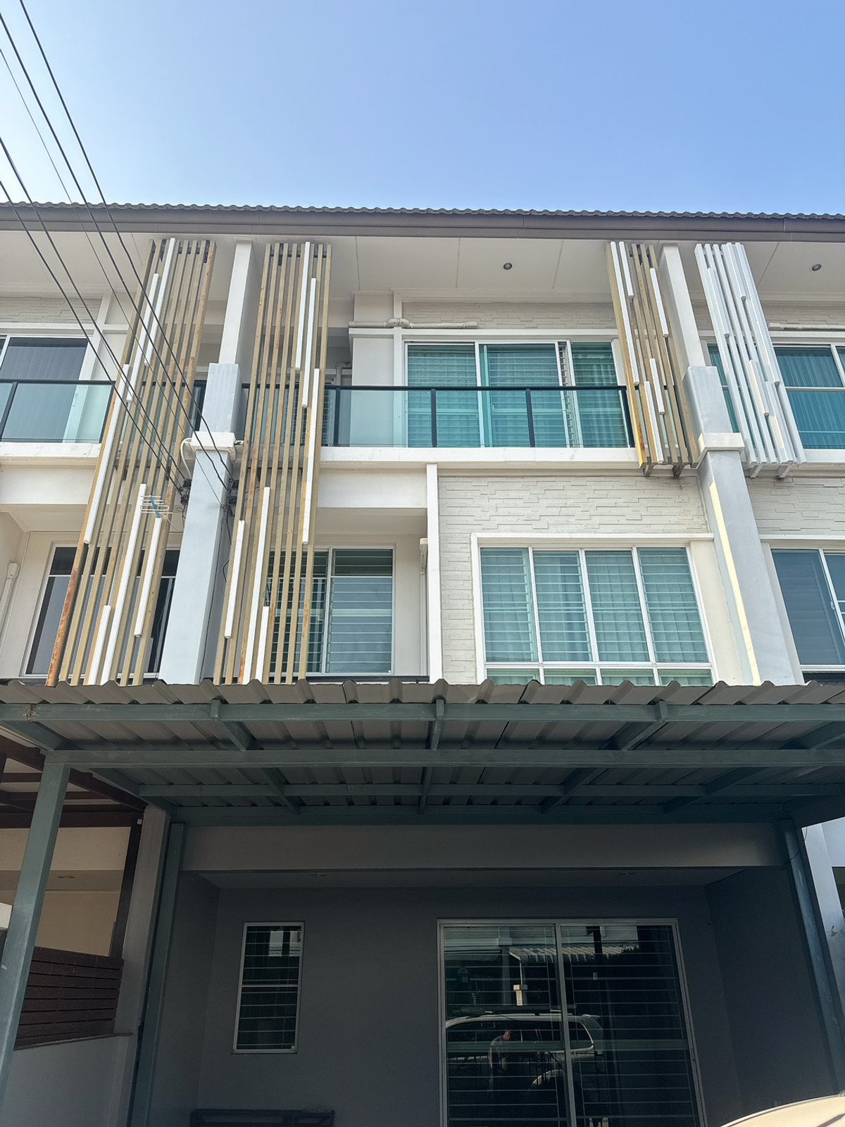 ให้เช่าทาวน์โฮมแจ้งวัฒนะ เมืองทอง : ทาวน์โฮม เฟอร์นิเจอร์ครบ ติดทะเลสาป ใกล้อิมแพคเมืองทองธานี จดบริษัทได้