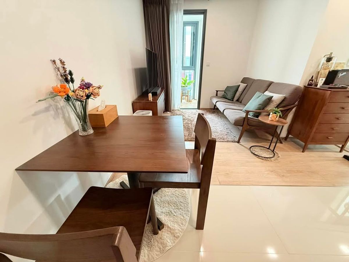 ขายคอนโดสุขุมวิท อโศก ทองหล่อ : Taka Haus Ekamai 12 / 2 Bedrooms (FOR SALE), ทากะ เฮาส์ เอกมัย 12 / 2 ห้องนอน (ขาย) NUUN065