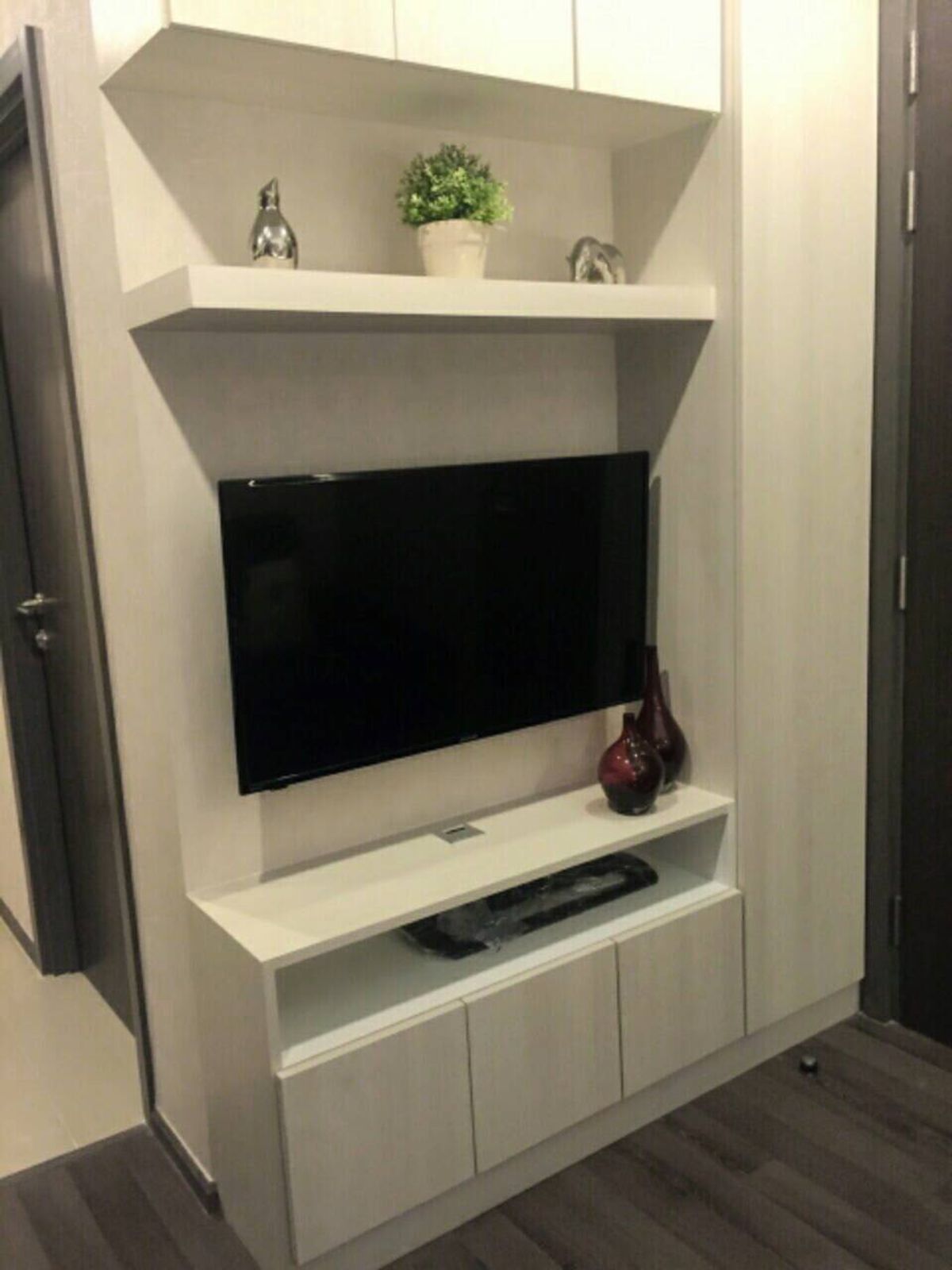 For SaleCondoOnnut, Udomsuk : 💥CP-7486💥Condo for s💥CP-7486💥 Condo for sale. Beautiful unit, great price. The Base Park West Sukhumvit 77. Good price, 8% yield. 👉Add Line @primahomeale, beautiful room, good price, The Base Park West Sukhumvit 77 👉Add Line @primahome