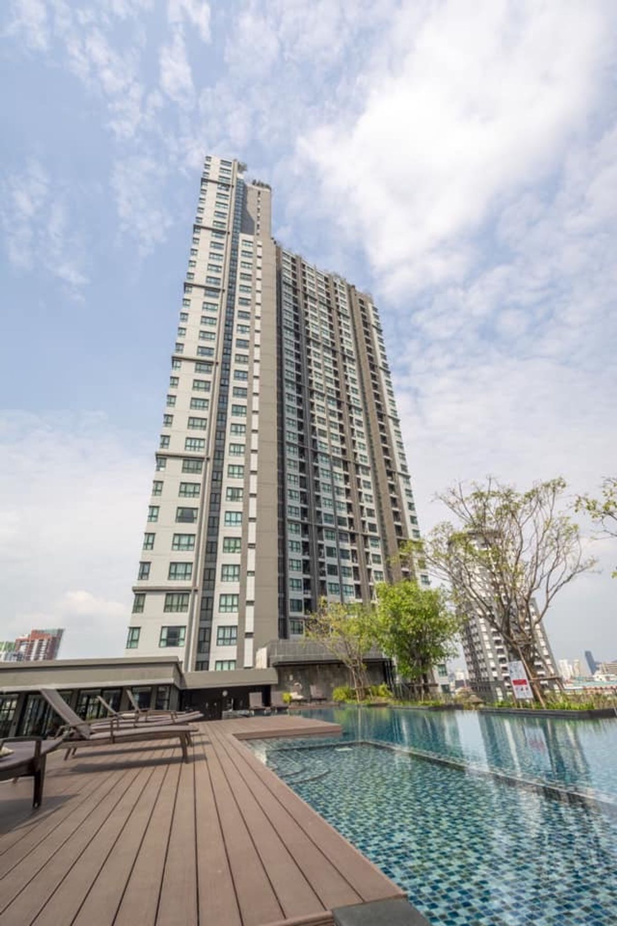 For SaleCondoOnnut, Udomsuk : 💥CP-7486💥Condo for s💥CP-7486💥 Condo for sale. Beautiful unit, great price. The Base Park West Sukhumvit 77. Good price, 8% yield. 👉Add Line @primahomeale, beautiful room, good price, The Base Park West Sukhumvit 77 👉Add Line @primahome