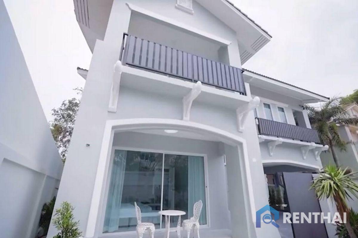 ขายบ้านพัทยา บางแสน ชลบุรี สัตหีบ : สำหรับ ขาย บ้าน 4 ห้องนอน ที่ Baan Fah Rim Haad