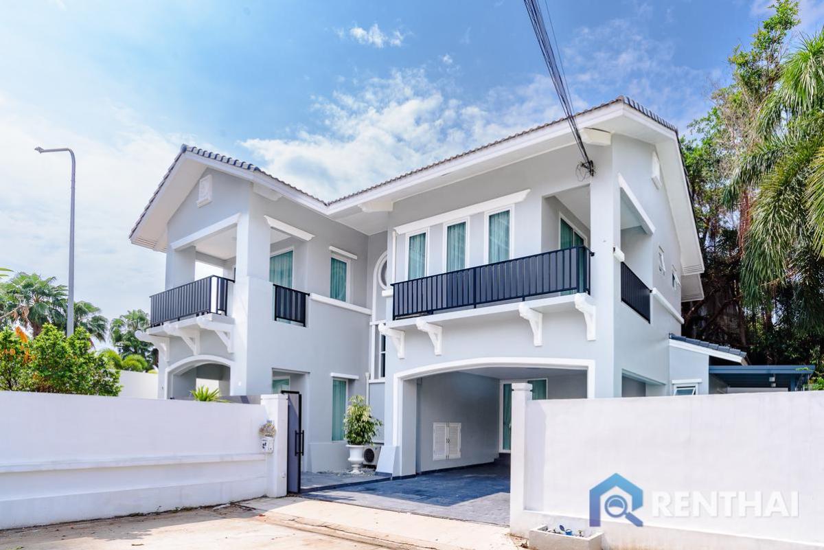 ขายบ้านพัทยา บางแสน ชลบุรี สัตหีบ : สำหรับ ขาย บ้าน 4 ห้องนอน ที่ Baan Fah Rim Haad