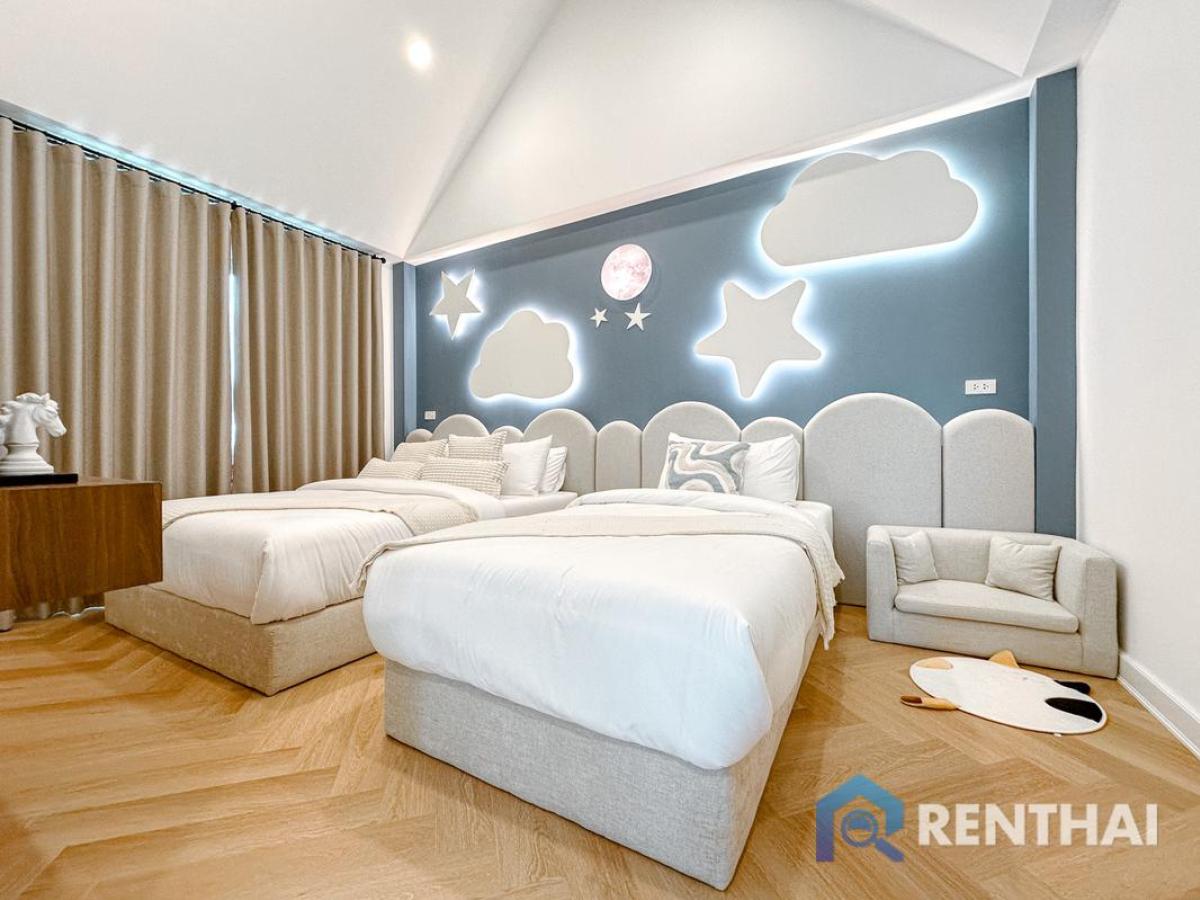 For SaleHousePattaya, Bangsaen, Chonburi : Best Investment pool villa at Castle Hills Pattaya