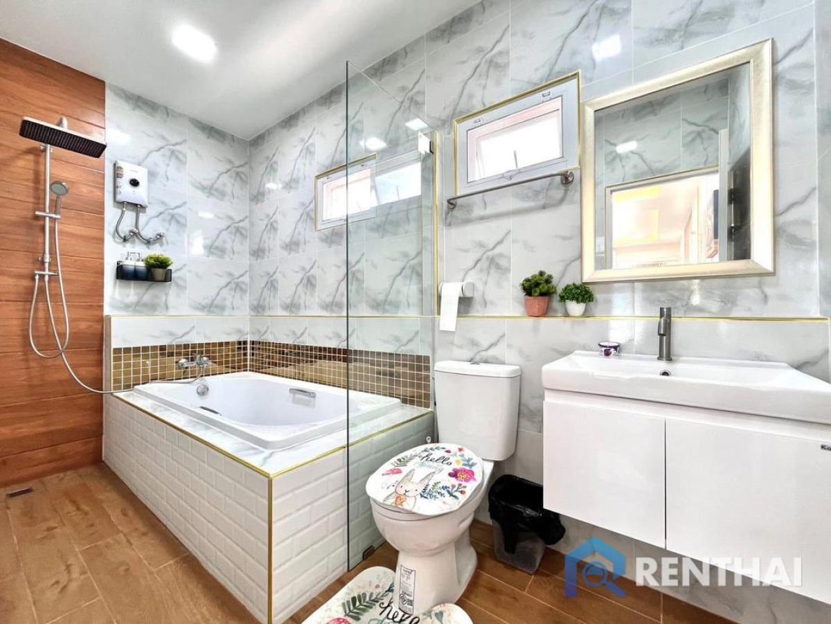 ขายบ้านพัทยา บางแสน ชลบุรี สัตหีบ : สำหรับ ขาย บ้าน 3 ห้องนอน ที่ Baan Pruksa Nara Jomtien