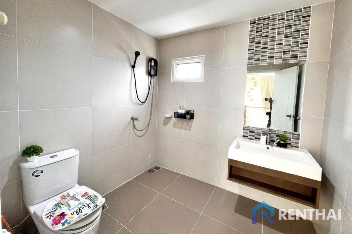 ขายบ้านพัทยา บางแสน ชลบุรี สัตหีบ : สำหรับ ขาย บ้าน 3 ห้องนอน ที่ Baan Pruksa Nara Jomtien