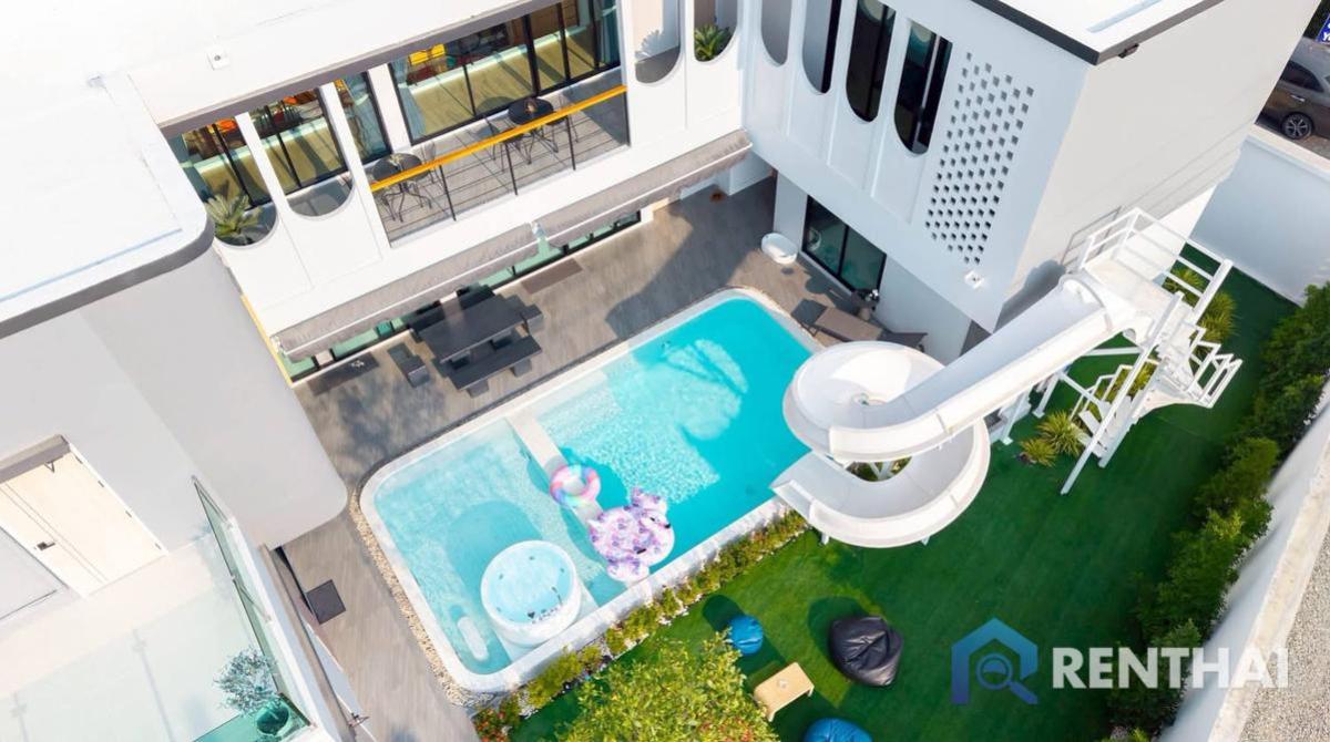 ขายบ้านพัทยา บางแสน ชลบุรี สัตหีบ : สำหรับ ขาย บ้าน 5 ห้องนอน ที่ ห้วยใหญ่