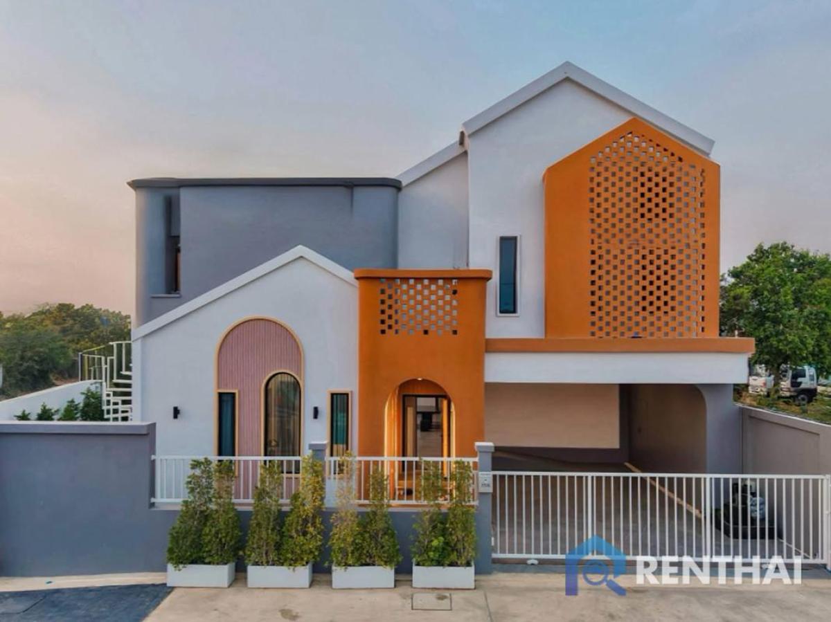 ขายบ้านพัทยา บางแสน ชลบุรี สัตหีบ : สำหรับ ขาย บ้าน 5 ห้องนอน ที่ ห้วยใหญ่