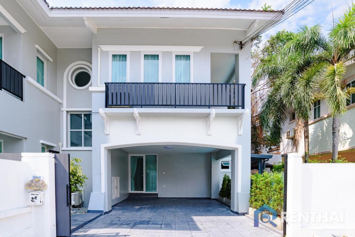 ขายบ้านพัทยา บางแสน ชลบุรี สัตหีบ : สำหรับ ขาย บ้าน 4 ห้องนอน ที่ Baan Fah Rim Haad