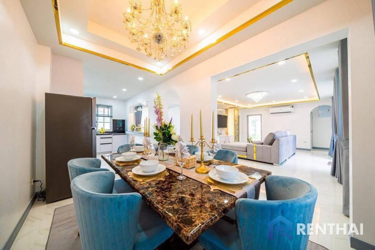 For SaleHousePattaya, Bangsaen, Chonburi : Newly renovated single-storey house with private pool.