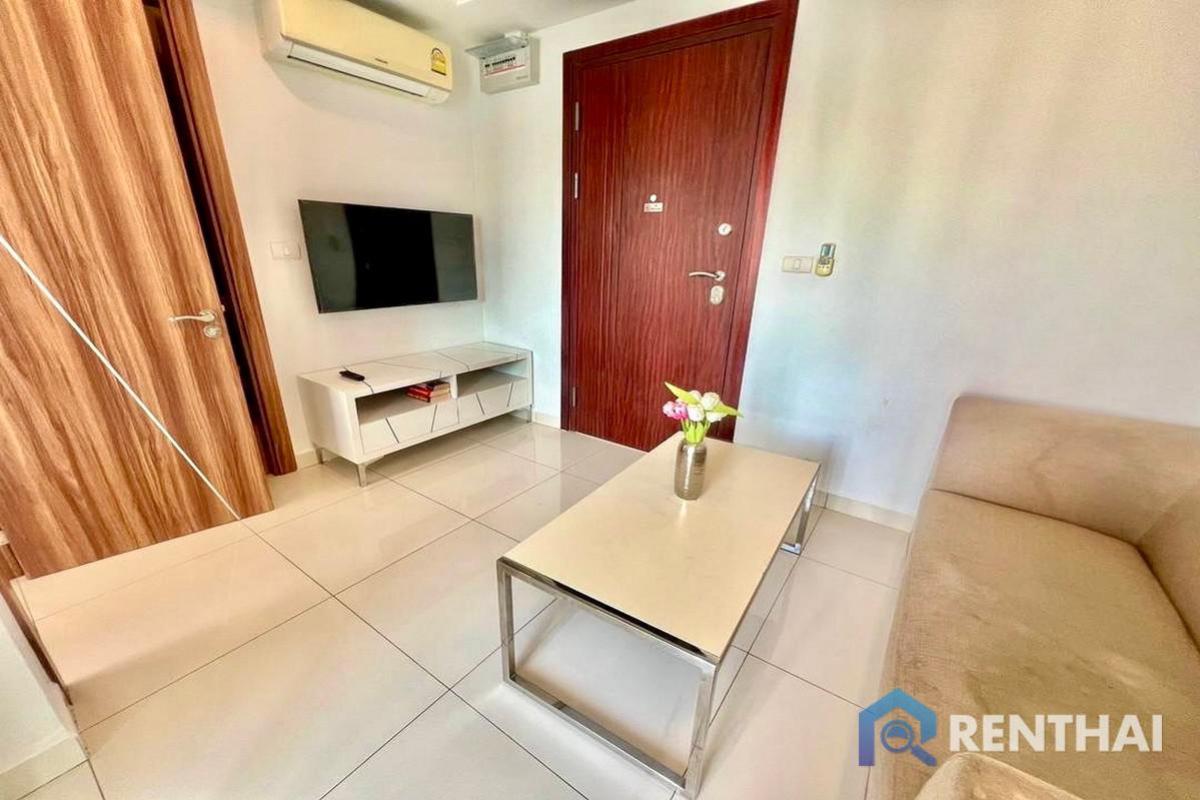 ขายคอนโดพัทยา บางแสน ชลบุรี สัตหีบ : ขายคอนโด Arcadia Beach Resort 1 ห้องนอนวิวสระว่ายน้ำ ชื่อต่างชาติ