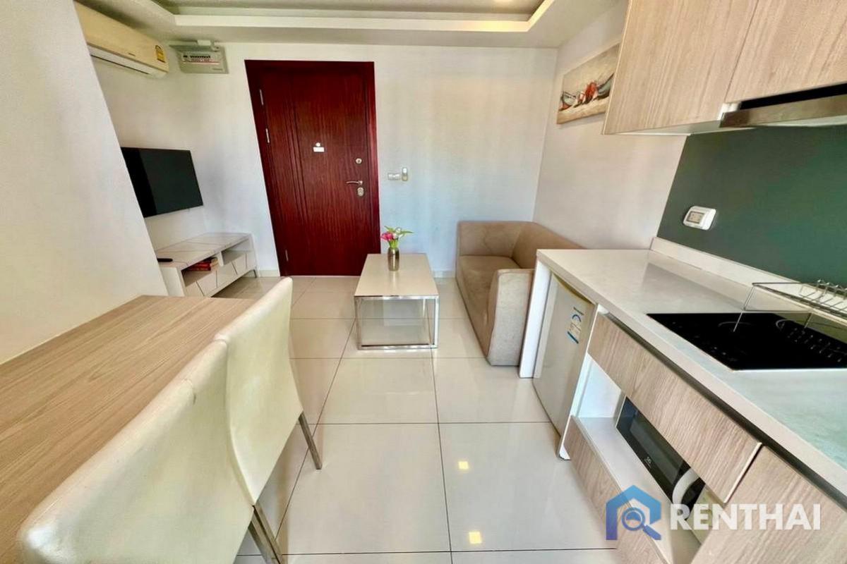 ขายคอนโดพัทยา บางแสน ชลบุรี สัตหีบ : ขายคอนโด Arcadia Beach Resort 1 ห้องนอนวิวสระว่ายน้ำ ชื่อต่างชาติ