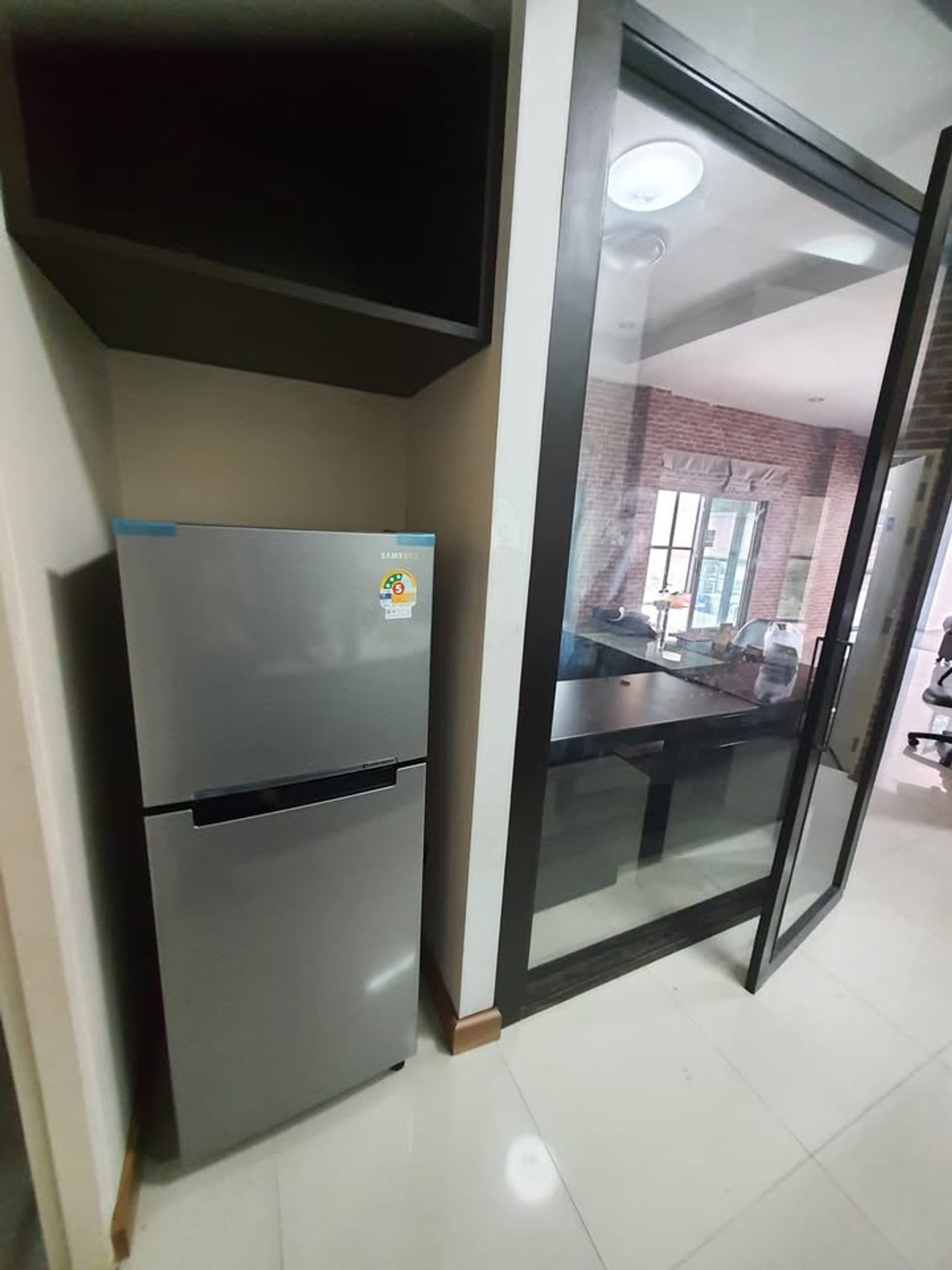 ให้เช่าบ้านแจ้งวัฒนะ เมืองทอง : ติด MRT ทาวน์โฮม 3 ชั้น หลังมุม ริมน้ำ ตรงข้ามเซนทรัลแจ้งวัฒนะ เหมาะทำออฟฟิศ