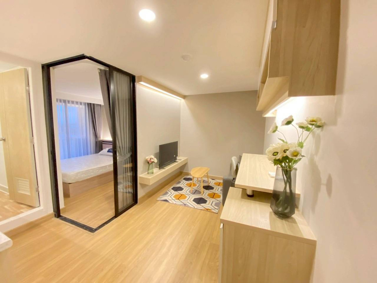 ให้เช่าคอนโดบางนา แบริ่ง ลาซาล : 💥ให้เช่าคอนโดเลเวล 8,000-9,000 บาท ติด ม.หัวเฉียว,ใกล้สนามบินสุวรรณภูมิ🎯มีเฟอร์ครบ หิ้วกระเป๋าใบเดียวย้ายเข้ายุได้เลย ,ว่าง 5 ห้อง