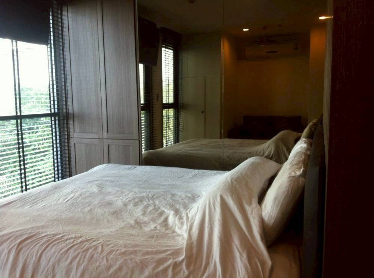 ให้เช่าคอนโดอ่อนนุช อุดมสุข : IDEO Mobi Sukhumvit (ไอดีโอ โมบิ สุขุมวิท) (Duplex 1bed2bath 60sqm)