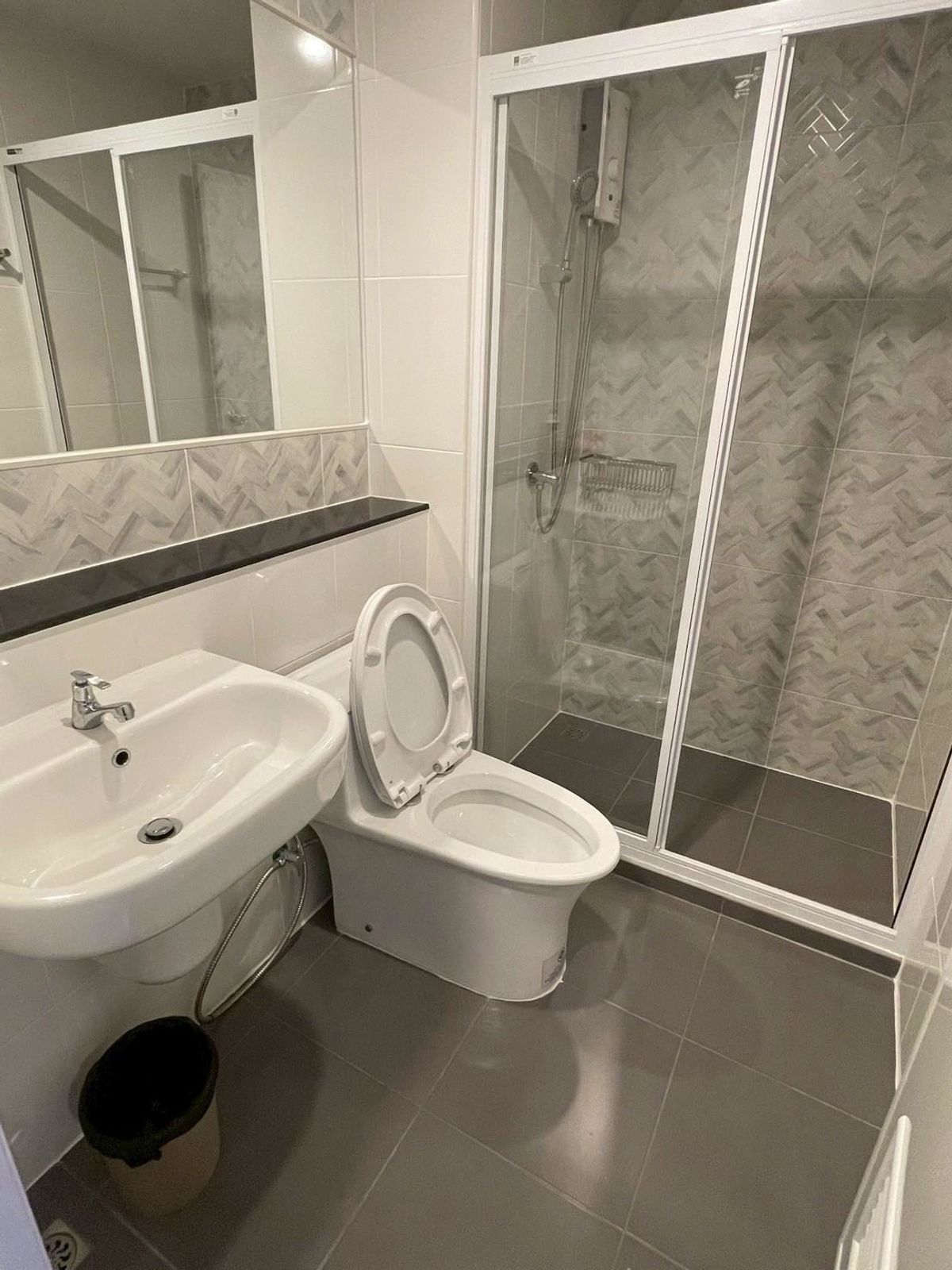 For RentCondoBangna, Bearing, Lasalle : For rent ✨ Regent home bangna ✨ Fully furnished and equipped with electrical appliances, near BTS Bangna