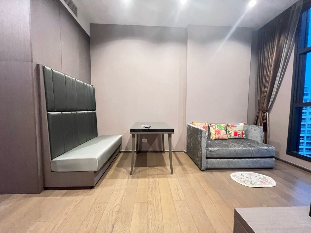 คอนโดสาทร นราธิวาส : SALE & RENT | THE DIPLOMAT SATHORN