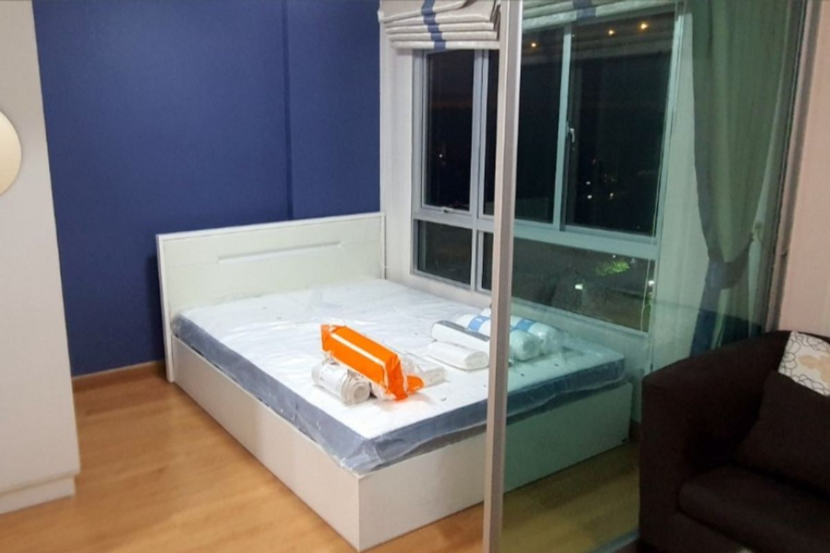 For SaleCondoVipawadee, Don Mueang, Lak Si : (Code AM1758) Den Vibhavadi, beautiful room, furniture and electrical appliances Ready to go in, good location, convenient to travel, opposite IT Square Near Don Mueang Airport, Tolwei Expressway Center And located away from the Red Line Lak Si Station ab