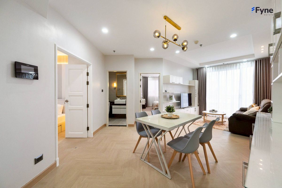 For SaleCondoRama9, Petchburi, RCA : Supalai Wellington, 2 Bedroom Luxurious Condo, near the BTS Cultural Center Private parking