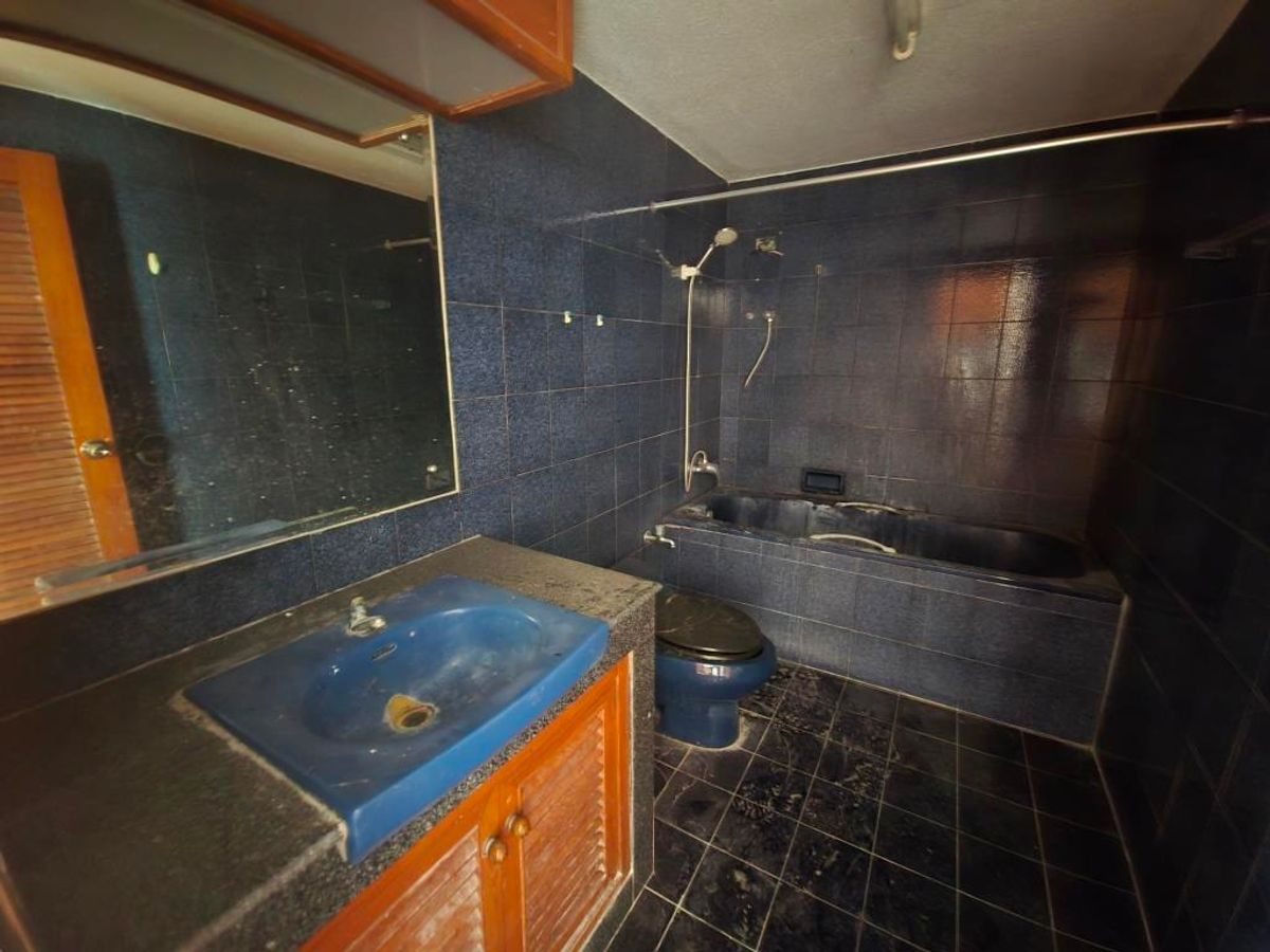 For RentAri,Anusaowaree : Low-rise apartment big 2 bedrooms about 150 sq m. Pet allowed in Phaholyothin around BTS Ai-Sanam Pao good for home office can be company registration