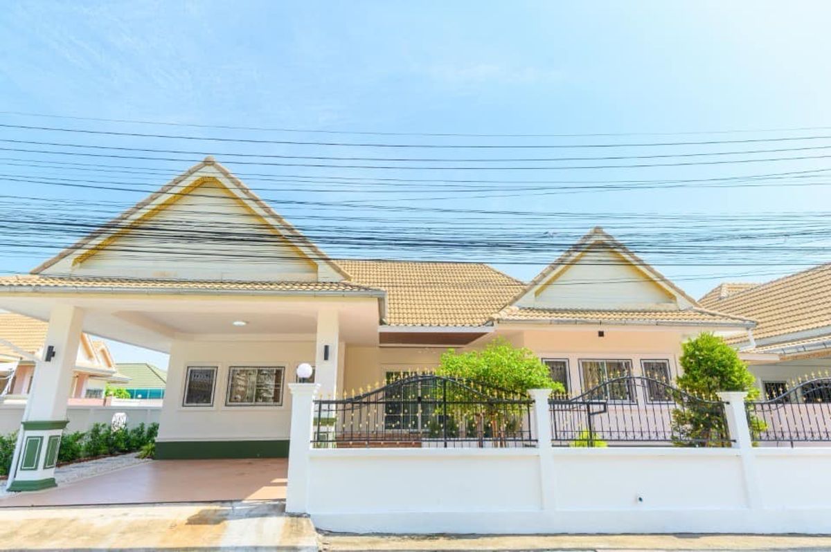 บ้านพัทยา บางแสน ชลบุรี สัตหีบ : Mu Ban Royal Park Hill