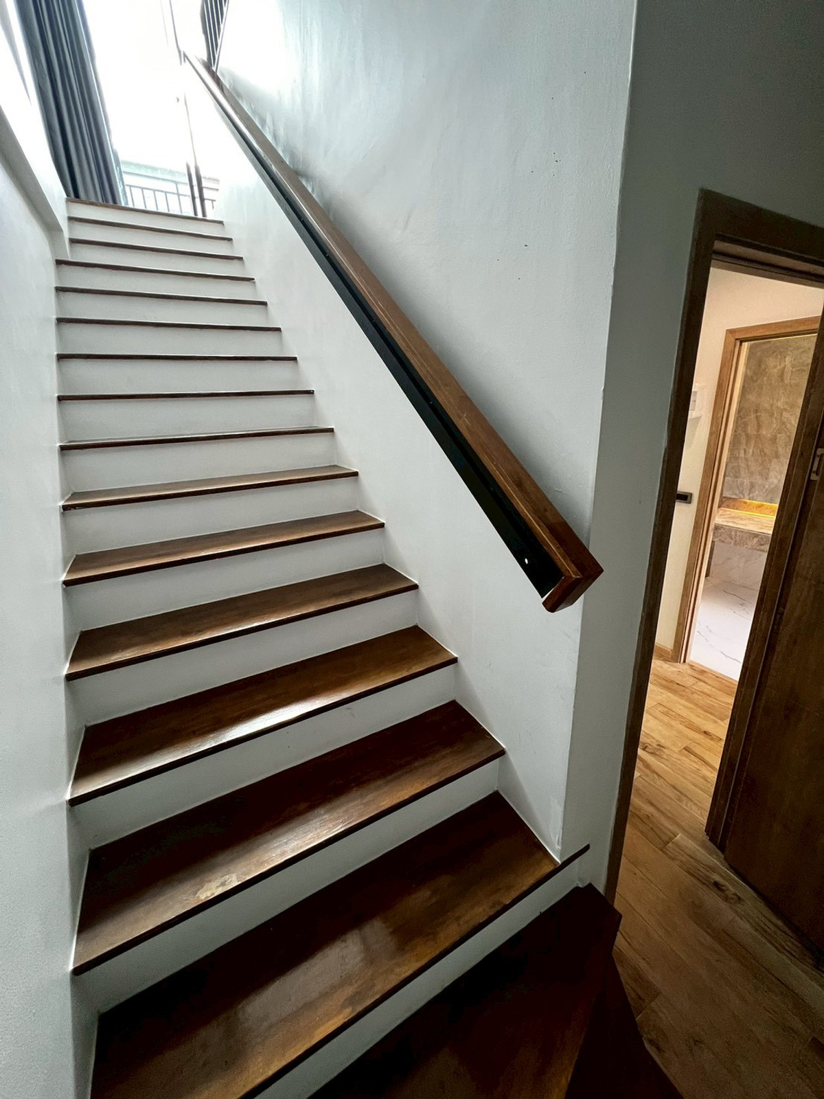 ให้เช่าทาวน์โฮมนนทบุรี บางใหญ่ บางบัวทอง : ทาวน์โฮม หลังมุม พื้นกระเบื้องอย่างดี ติด Lotus นอร์ท ราชพฤกษ์ 3ห้องนอน 3ห้องน้ำ บิ้วอินสวย 