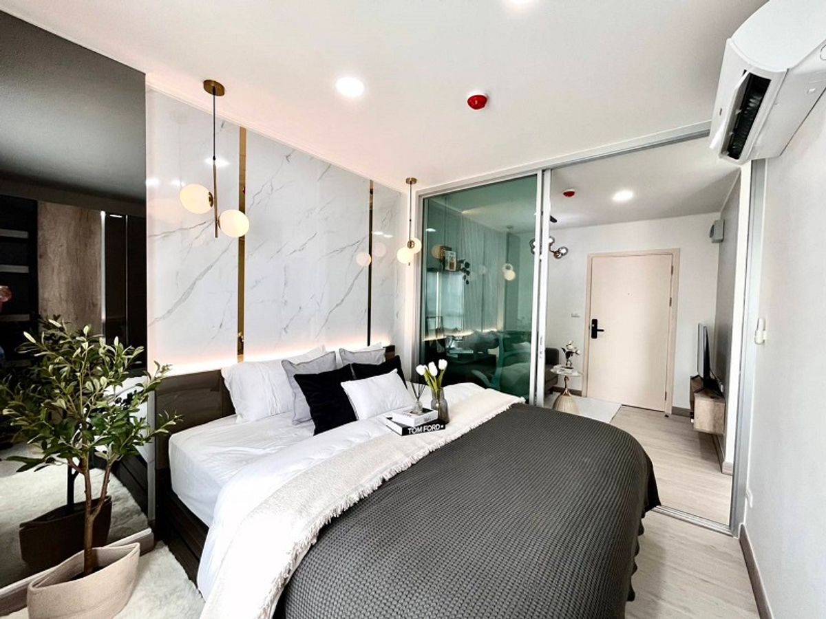 For SaleCondoLadprao101, Happy Land, The Mall Bang Kapi : Condo for sale, Aspai Lat Phrao 113, 8th floor Aspire Ladprao 113, near MRT, Bang Kapi Station, Bangkok.