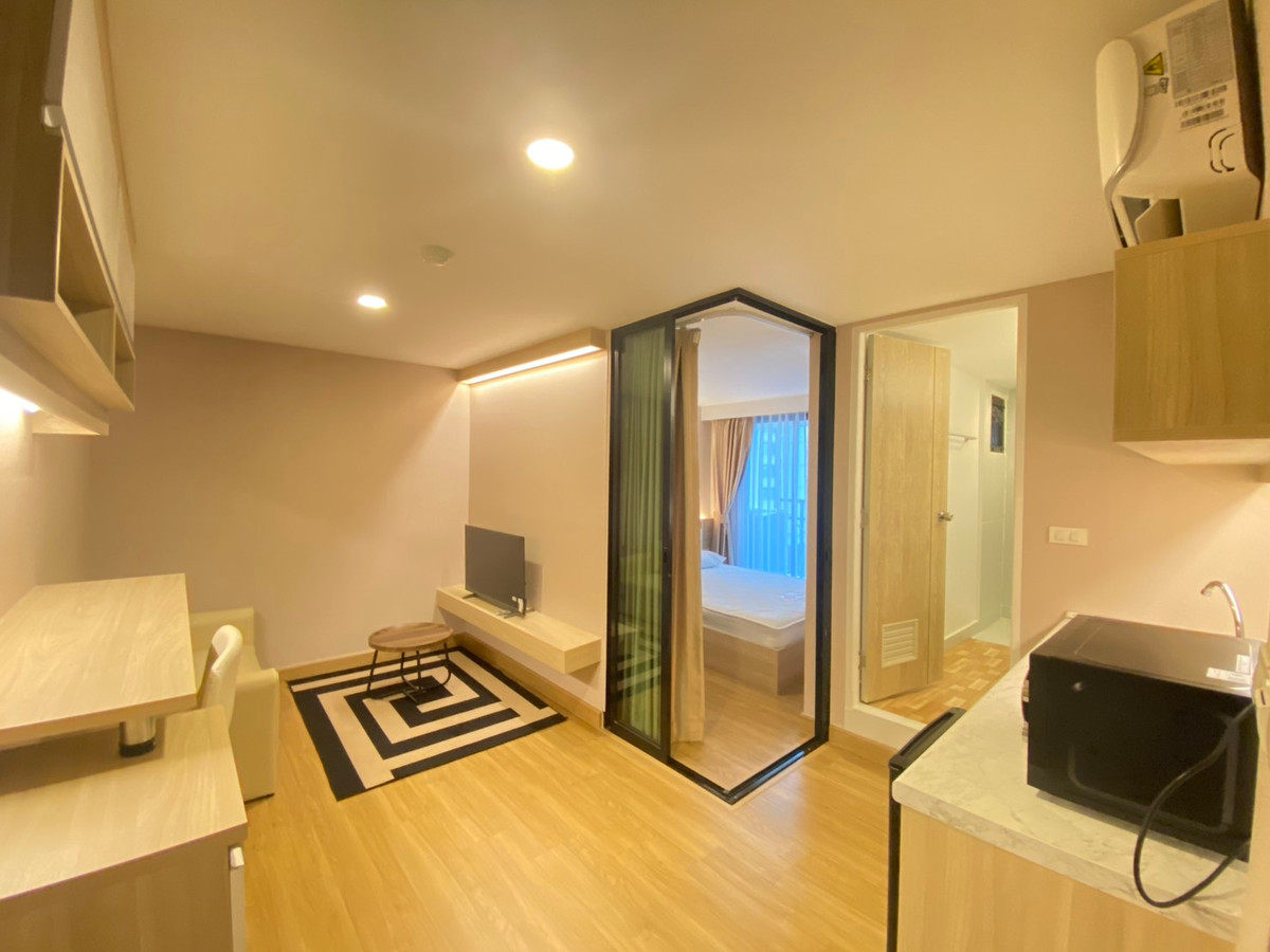 ให้เช่าคอนโดบางนา แบริ่ง ลาซาล : 💥ให้เช่าคอนโดเลเวล 7,500-9,000 บาท ติด ม.หัวเฉียว,ใกล้สนามบินสุวรรณภูมิ🎯มีเฟอร์ครบ หิ้วกระเป๋าใบเดียวย้ายเข้ายุได้เลย ,ว่าง 3 ห้อง