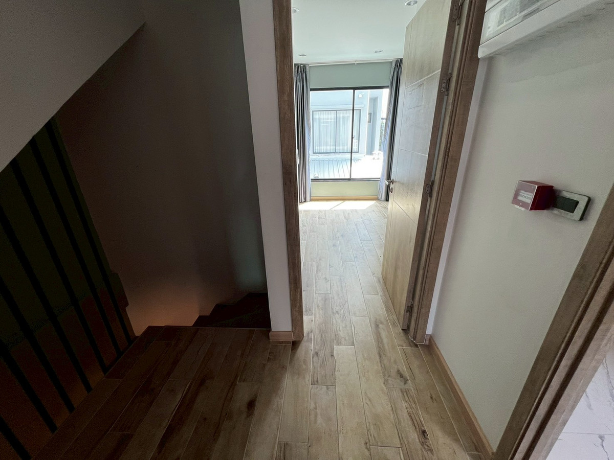 ให้เช่าทาวน์โฮมนนทบุรี บางใหญ่ บางบัวทอง : ทาวน์โฮม หลังมุม พื้นกระเบื้องอย่างดี ติด Lotus นอร์ท ราชพฤกษ์ 3ห้องนอน 3ห้องน้ำ บิ้วอินสวย 